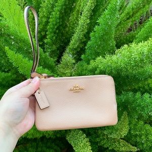 New Coach Double Corner Zip Wristlet